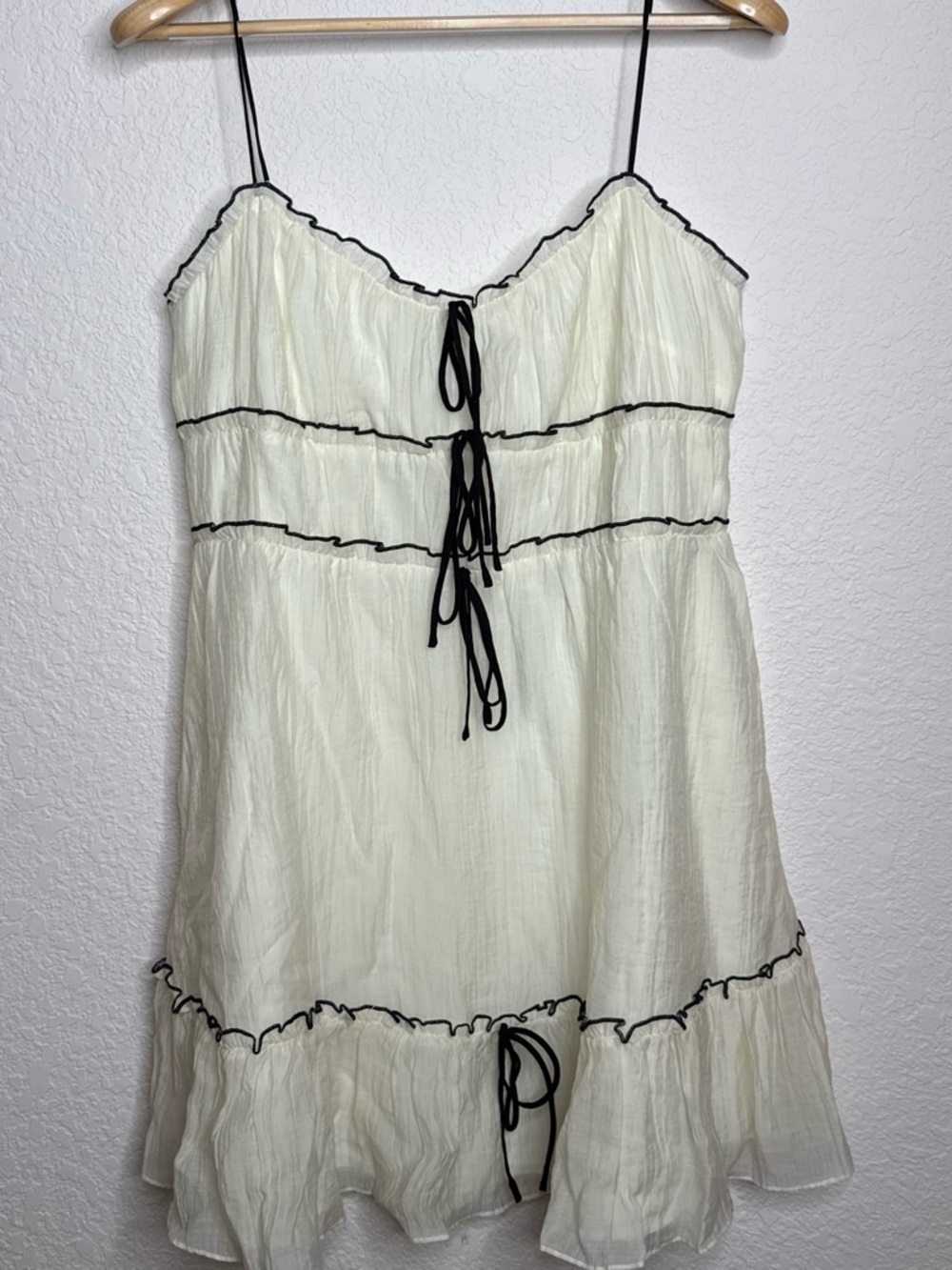 Billy J Halo Mini Dress Off White/Black, Size 16, New With Tags